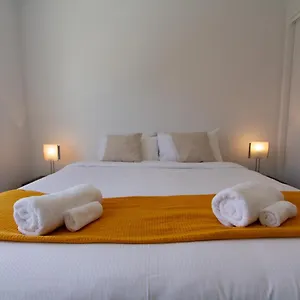 Peaceful 2 Bed Pad W/carpark Apartment Christchurch