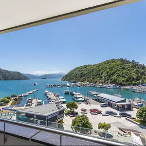 Apartment Astonishing Views Superb Waterfront, Picton